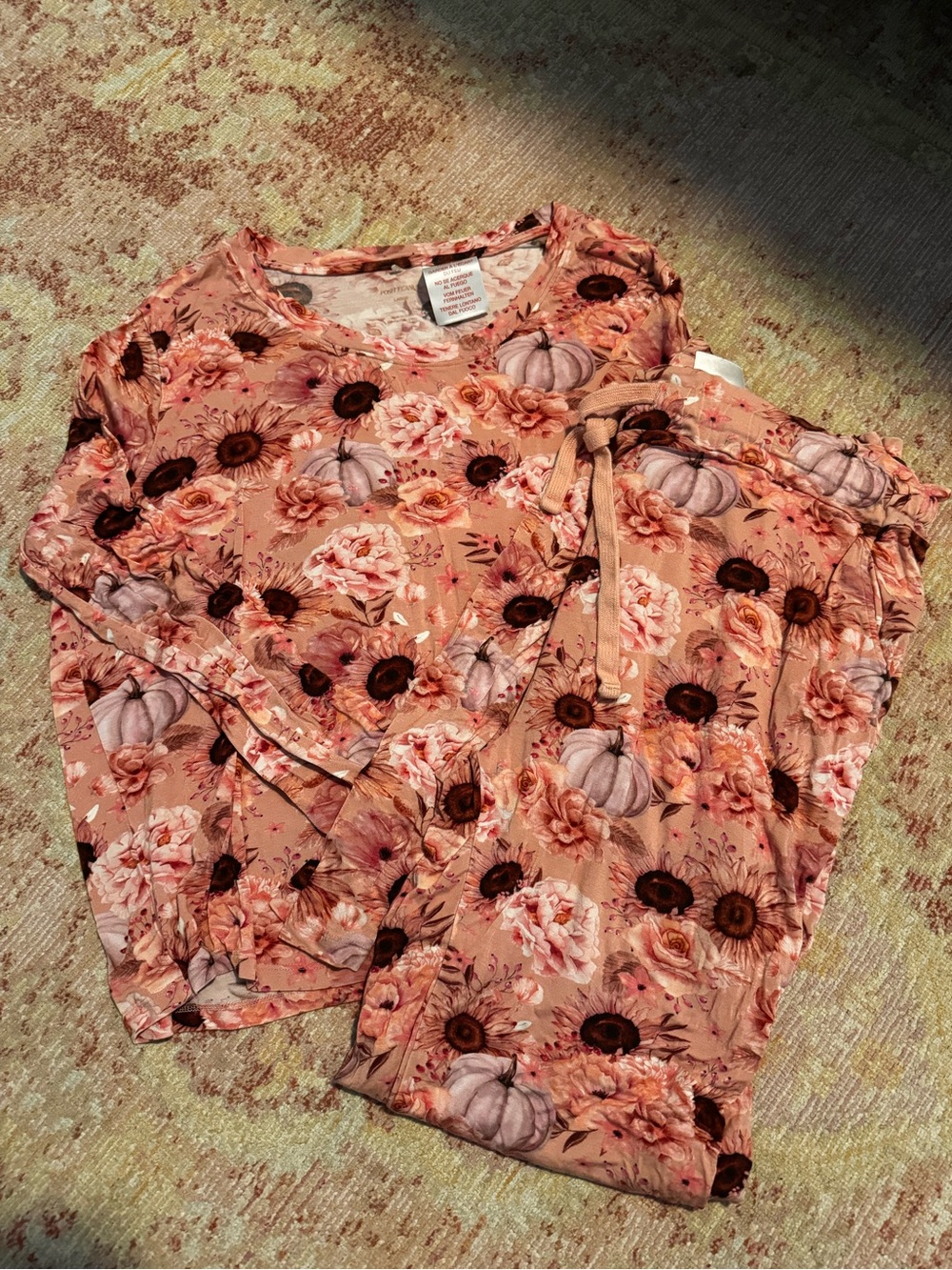 Posh Peanut Floral Pumpkin Print Women’s Long-Sleeve pajama set
